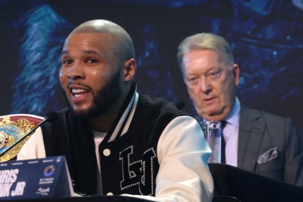 Chris Eubank Jr 在新闻发布会上攻击 Frank Warren