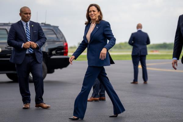 Vice President Kamala Harris arrives at Philadelphia International Airport for a campaign event at Girard College on August 6, 2024 in Philadelphia, Pennsylvania. 