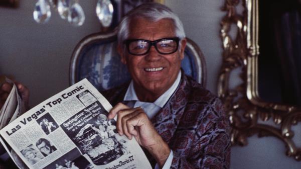 Cary Grant newspaper glasses