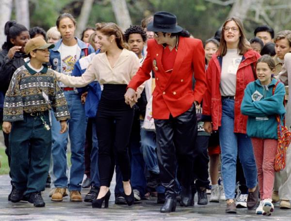 Lisa Marie Presley and Michael Jackson at a World Children's Conference on April 17, 1995