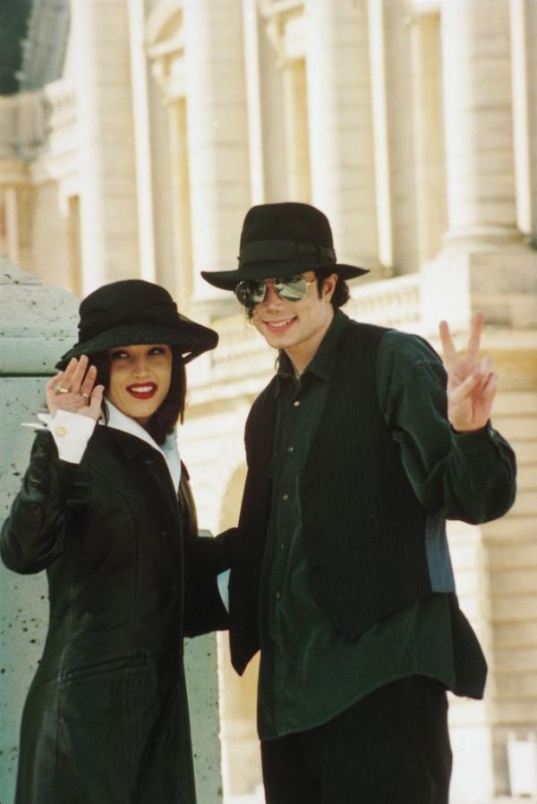 Lisa Marie Presley and Michael Jackson in Paris on September 5, 1994