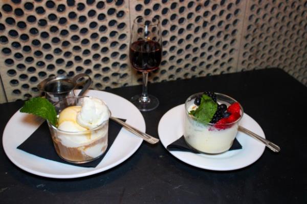 Desserts at Vinateria in Harlem. (Kaitlyn Rosati for New York Daily News)